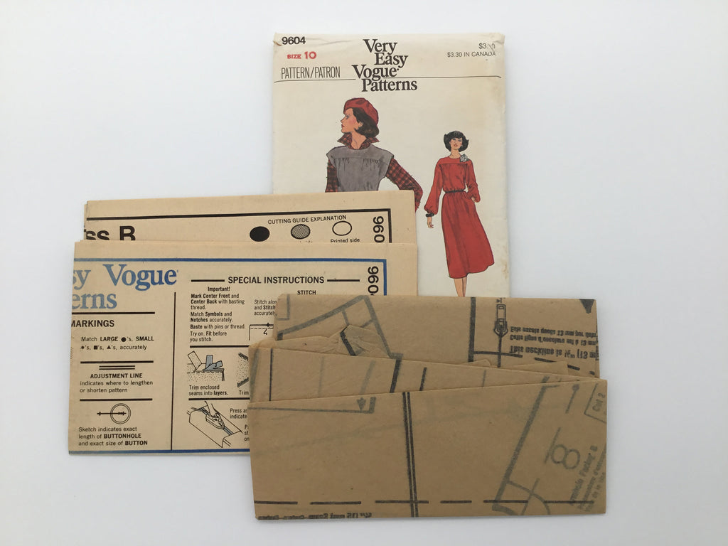 Vogue 9604 Dress with Sleeve Variations - Vintage Uncut Sewing Pattern