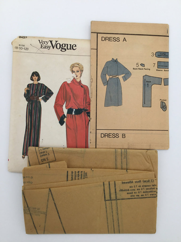 Vogue 8453 Dress with Neckline and Length Variations - Vintage Uncut Sewing Pattern