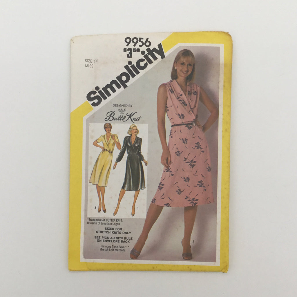 Simplicity 9956 (1981) Dress with Sleeve Variations - Vintage Uncut Sewing Pattern