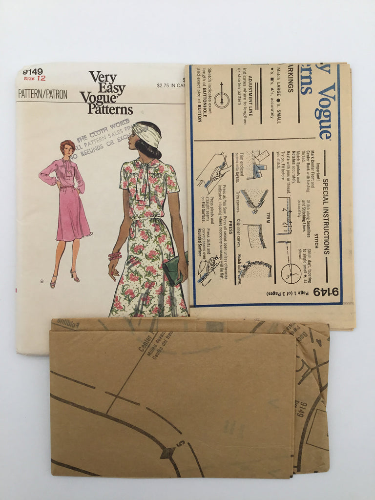 Vogue 9149 Dress with Sleeve Variations - Vintage Uncut Sewing Pattern