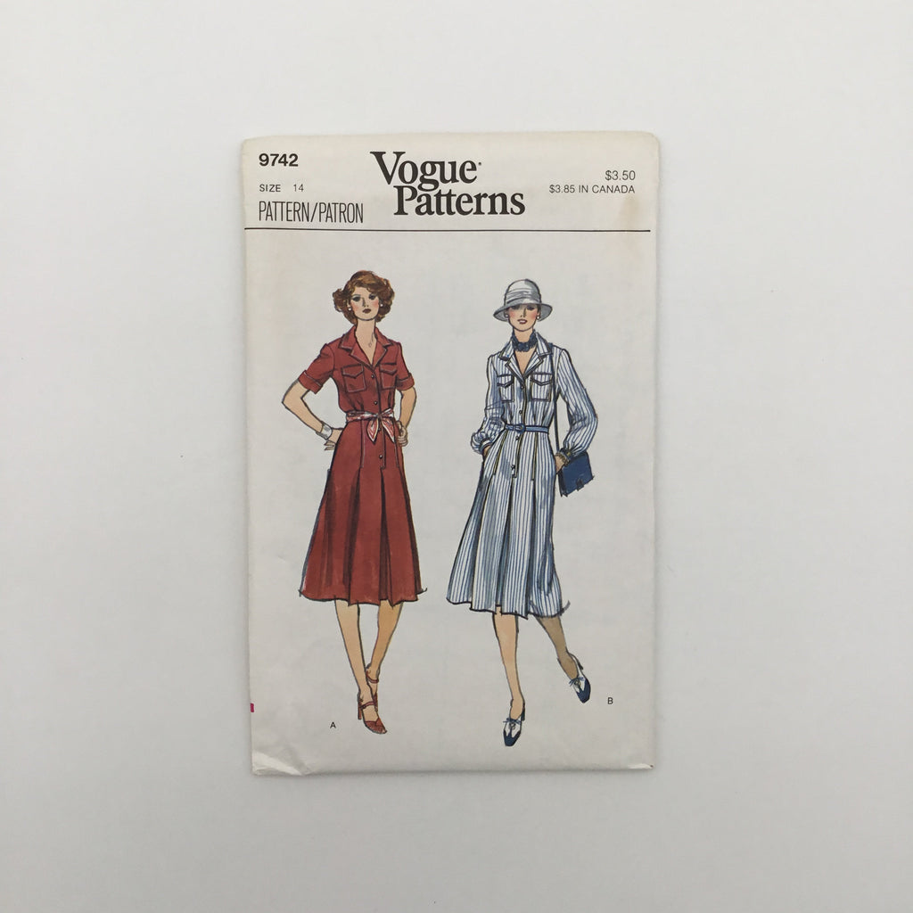 Vogue 9742 Dress with Sleeve Variations - Vintage Uncut Sewing Pattern
