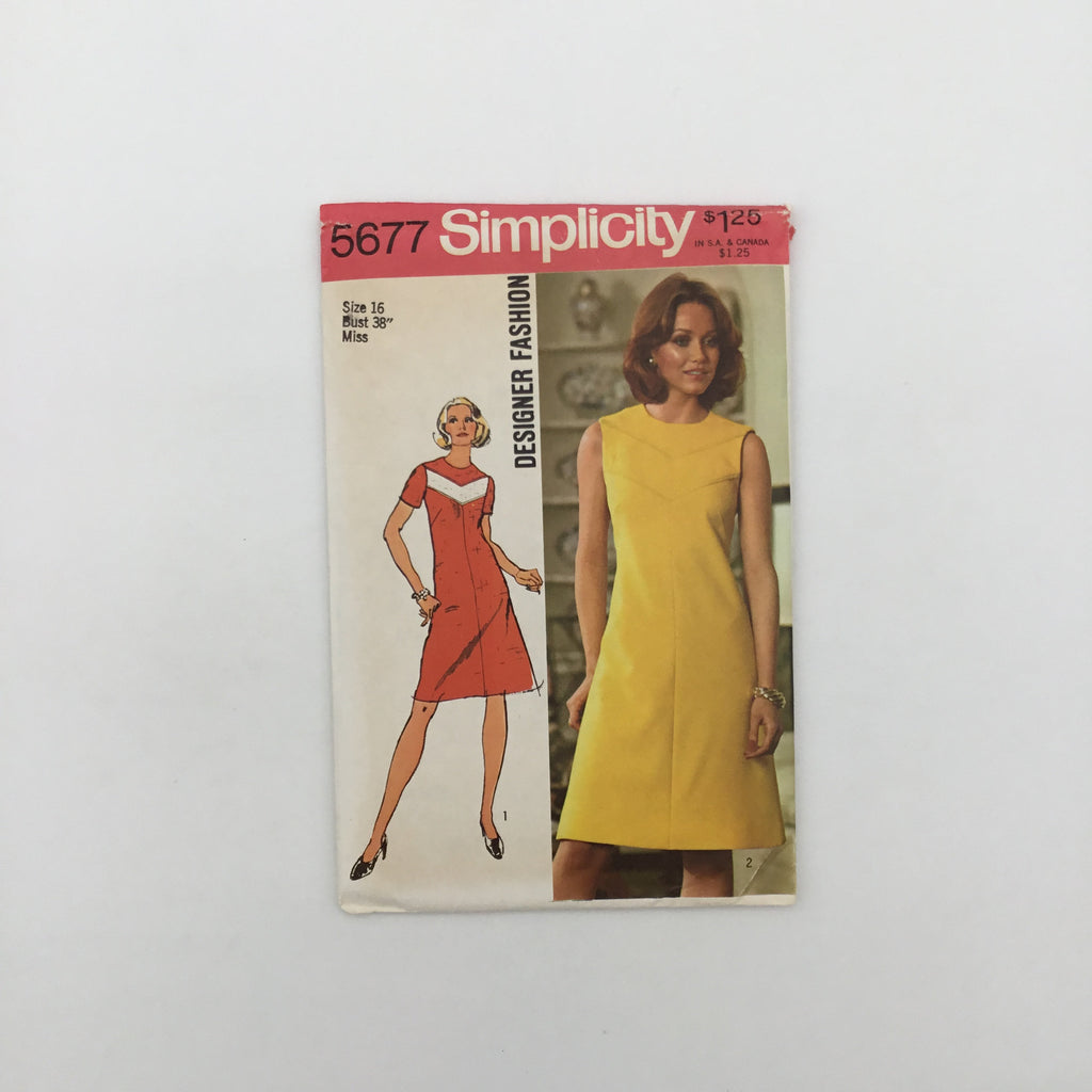 Simplicity 5677 (1973) Dress with Sleeve Variations - Vintage Uncut Sewing Pattern